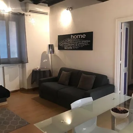 Beautiful Trevi House アパート ローマ